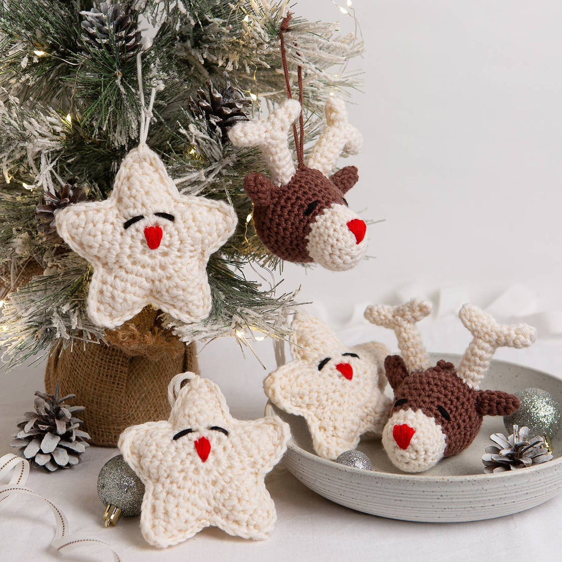 Reindeer & Star Ornaments Crochet Kit