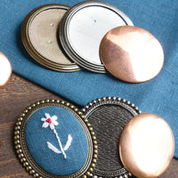 Oval Frame Pin/Brooch