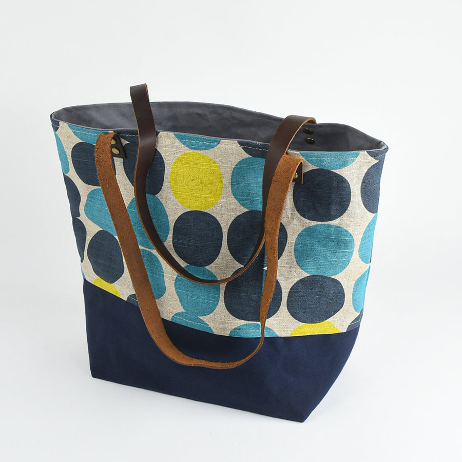 Tarja Tote, Blue Dots