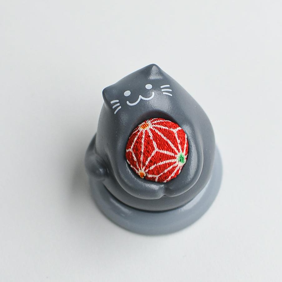 Lucky Cat Pin Cushion, Momo