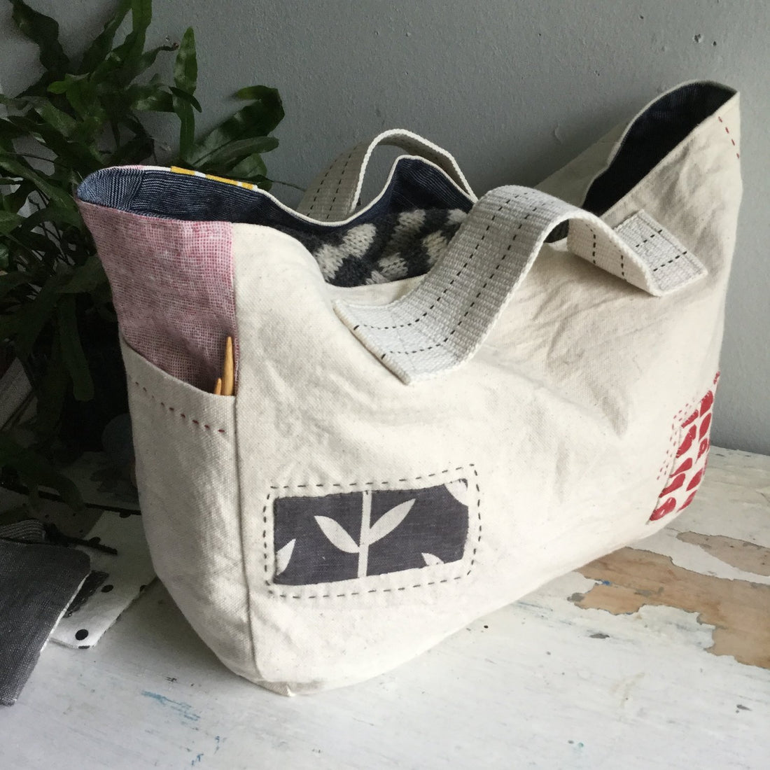 Side Handle Gusset Tote Pattern PDF by KZ Stevens